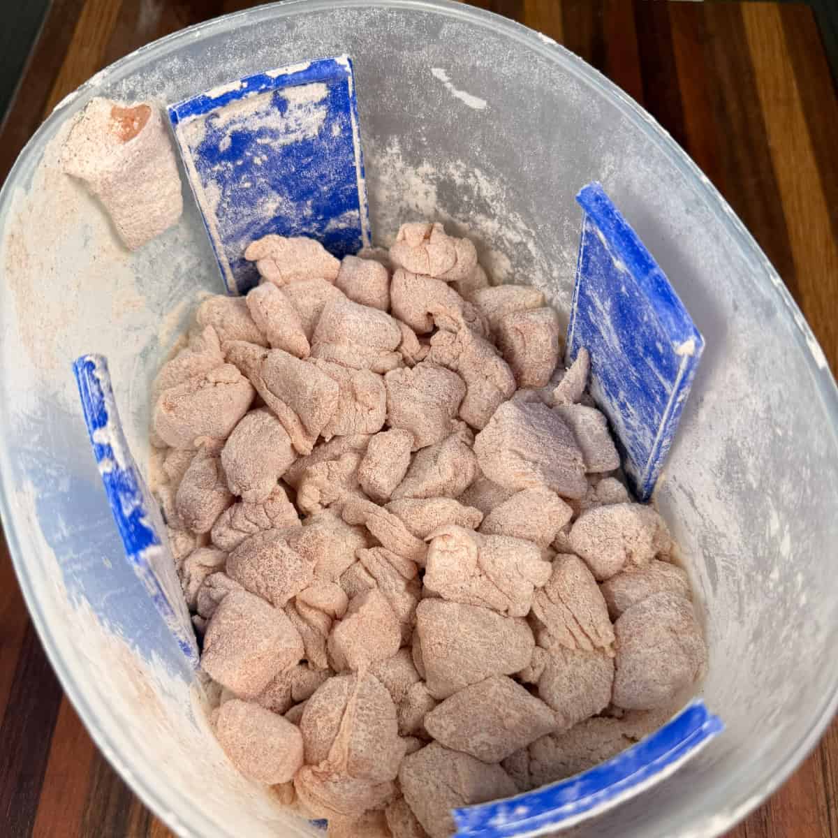 Chicken breaded in flour and seasoning