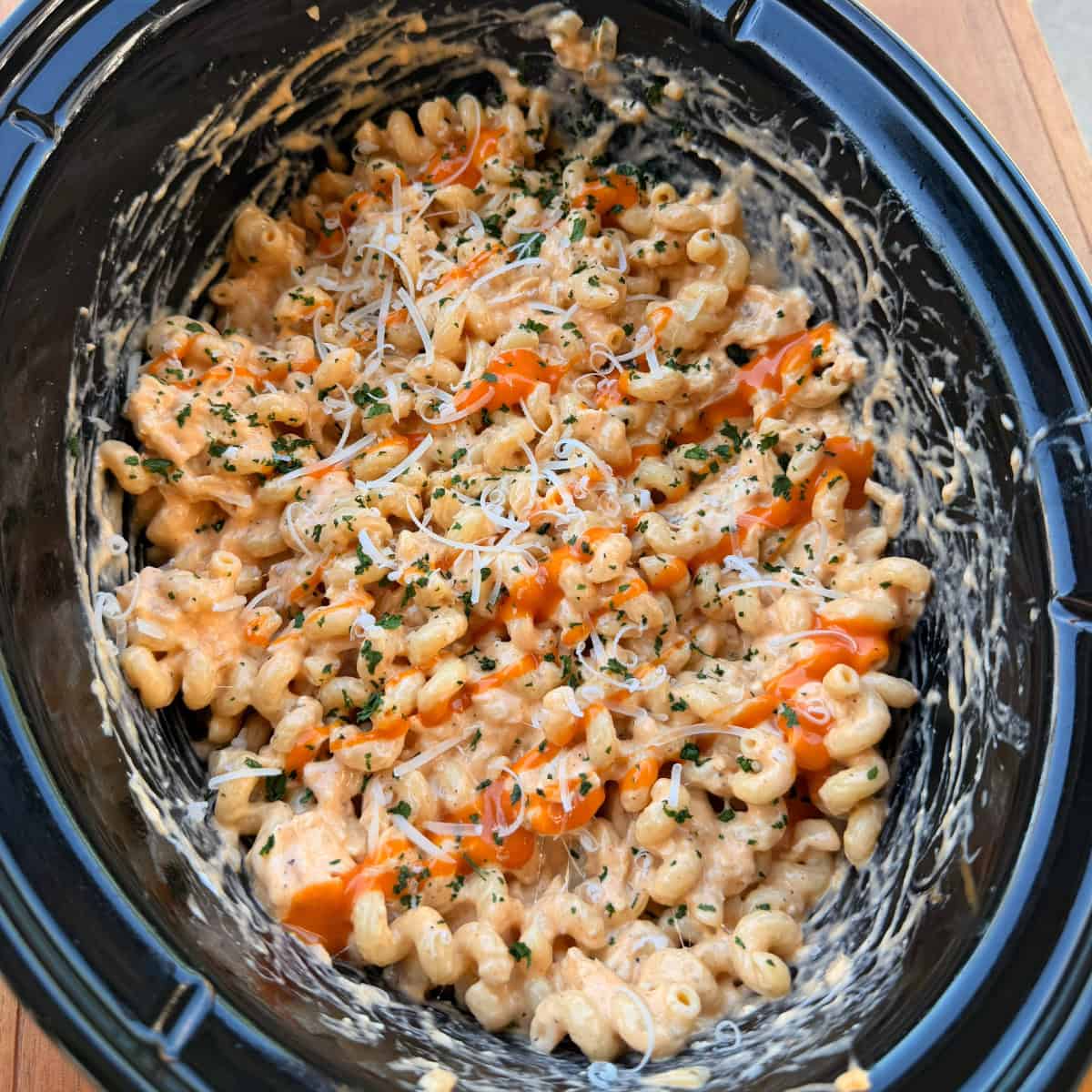 Crockpot Buffalo Chicken Pasta