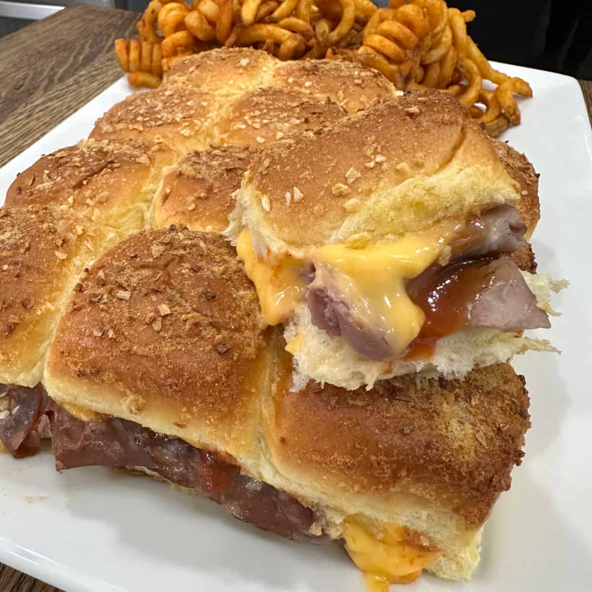 Arby'S Half Pound Beef N Cheddar Brainy Breeze