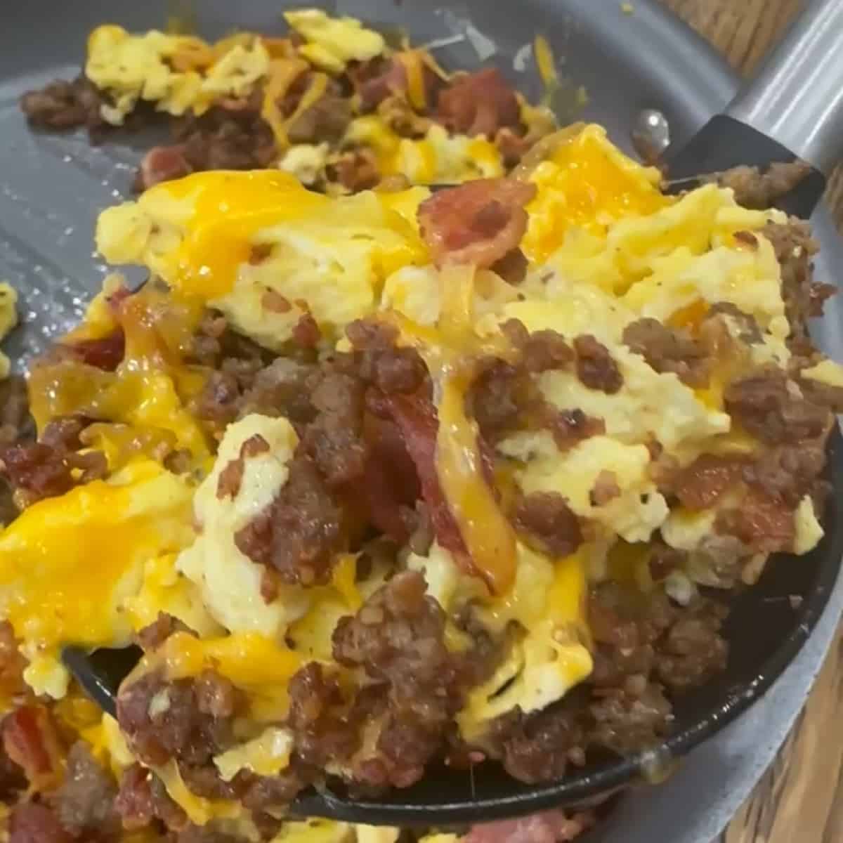 Easy Breakfast Bowls - Cooking in the Midwest