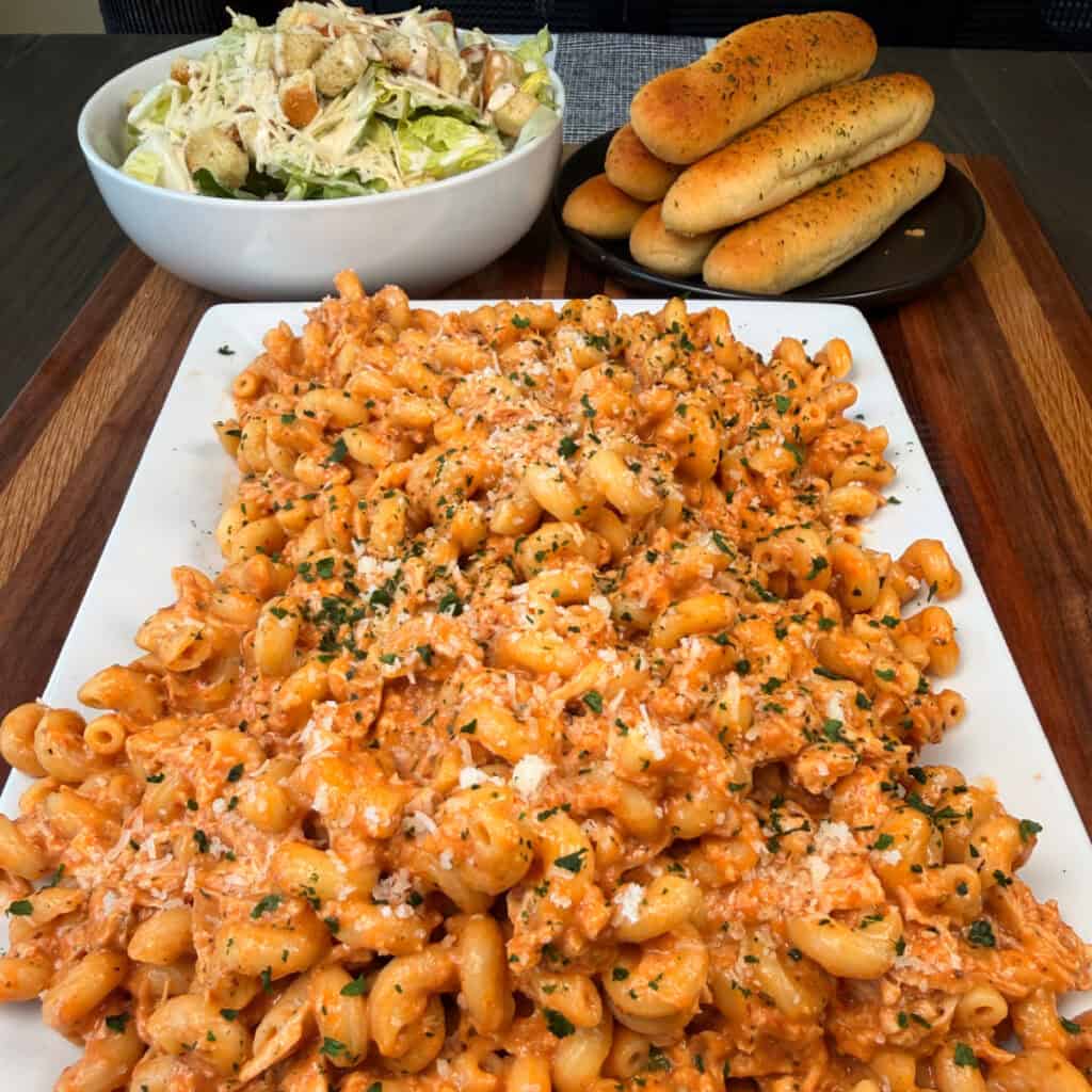 Crockpot Creamy Chicken Pasta