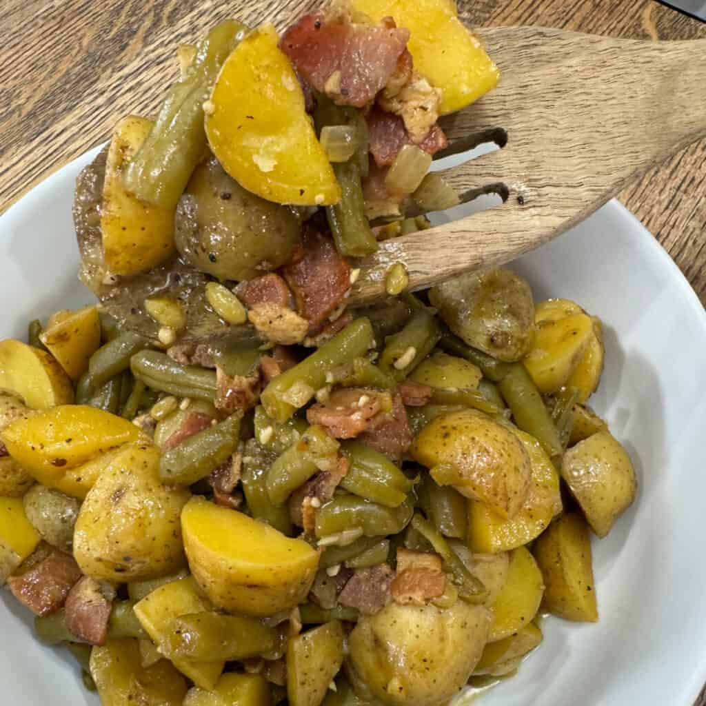 Crock Pot Green Beans and Potatoes