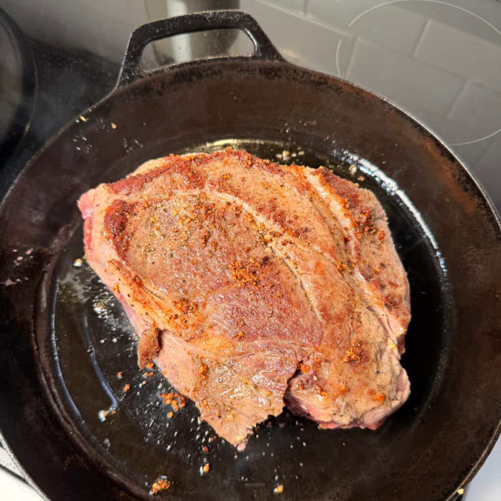 Roast searing in skillet