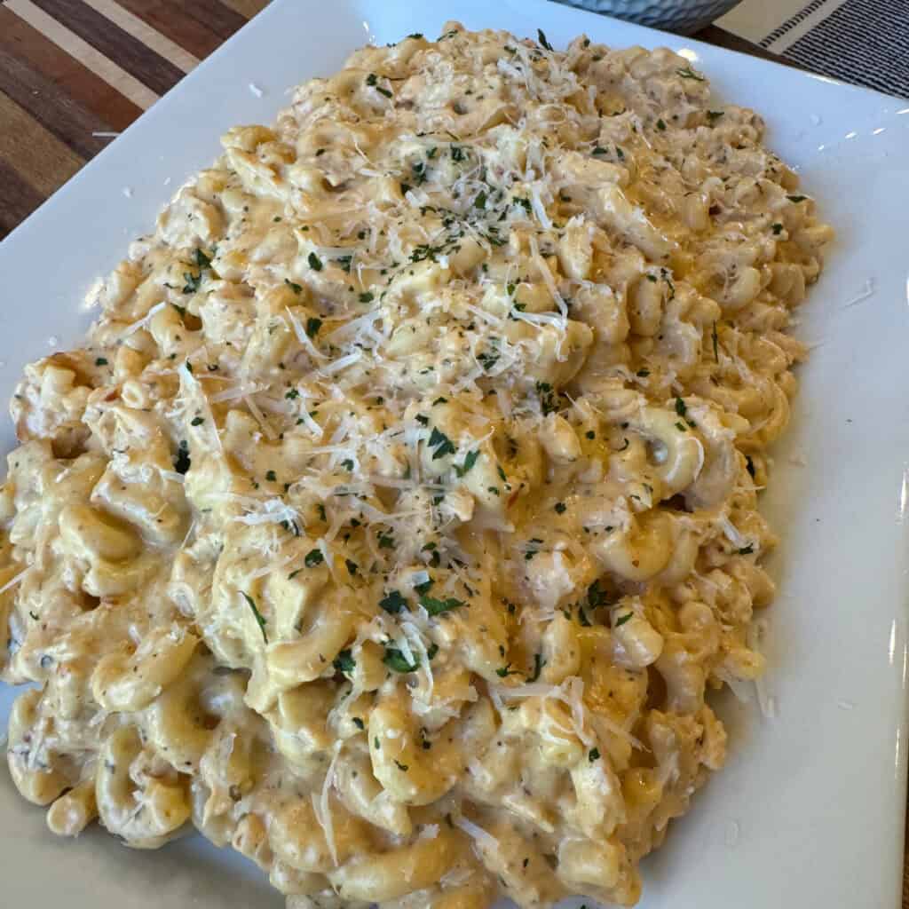 Parmesan Garlic Chicken Mac and Cheese