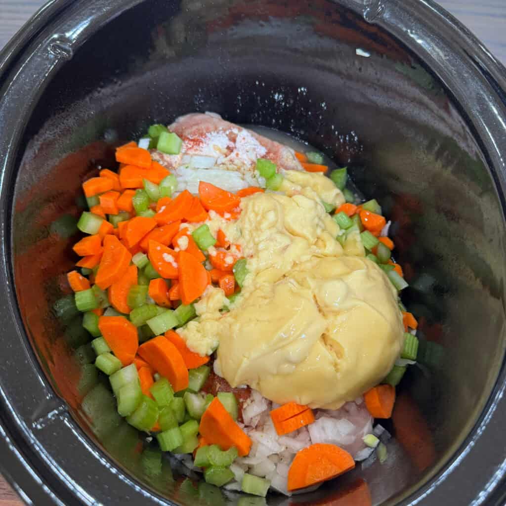 Crockpot Creamy Chicken and Noodles