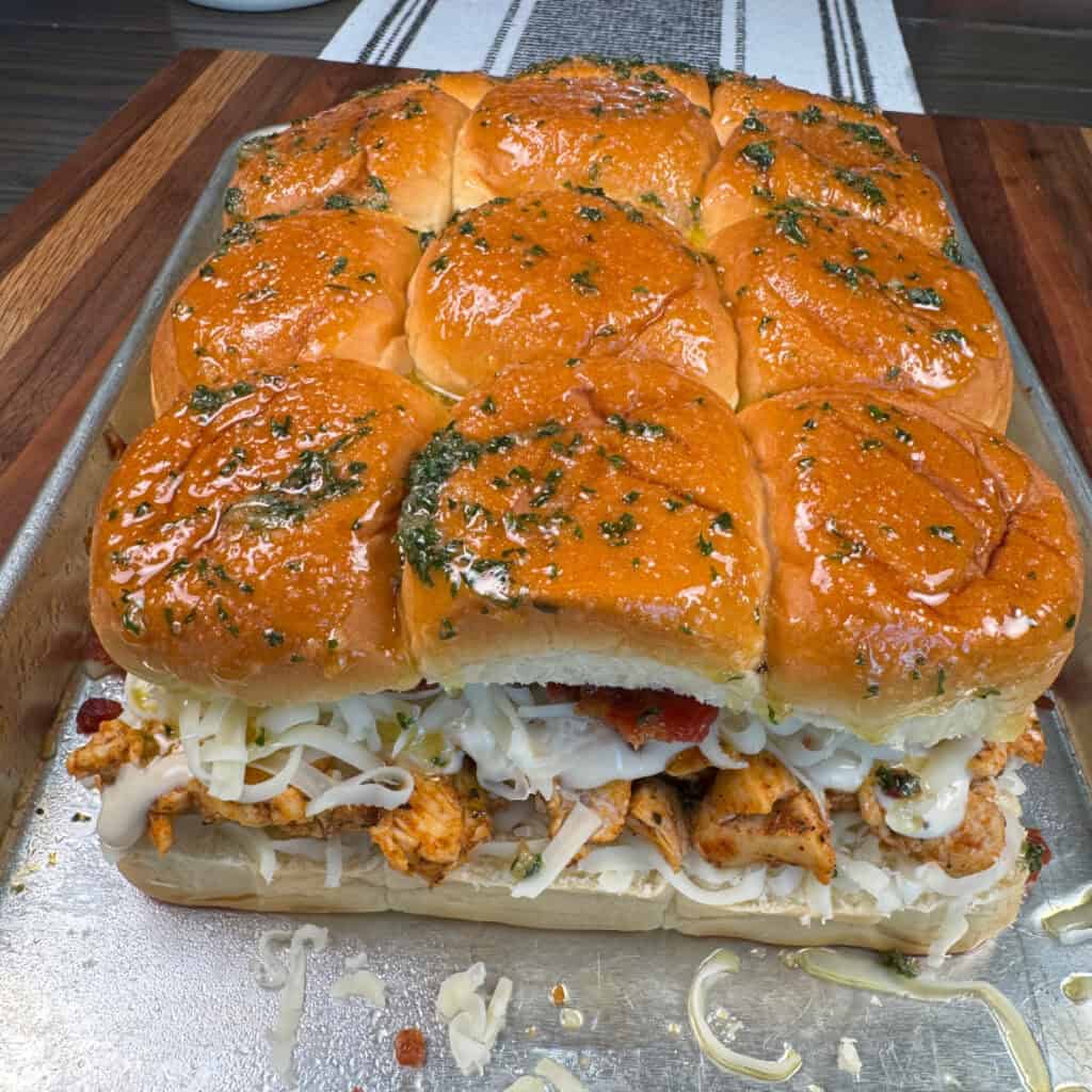 Cheesy Chicken Alfredo Sliders 