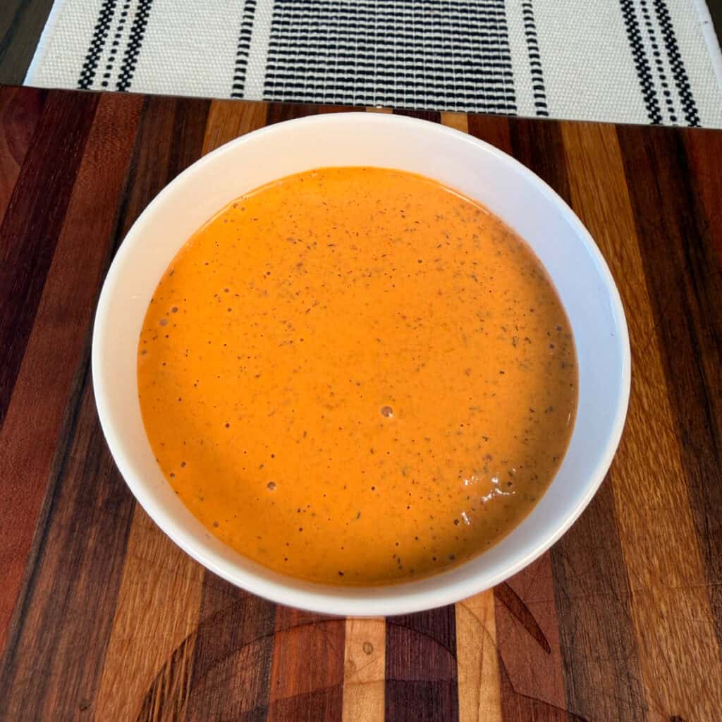Bowl of Chipotle Ranch sauce