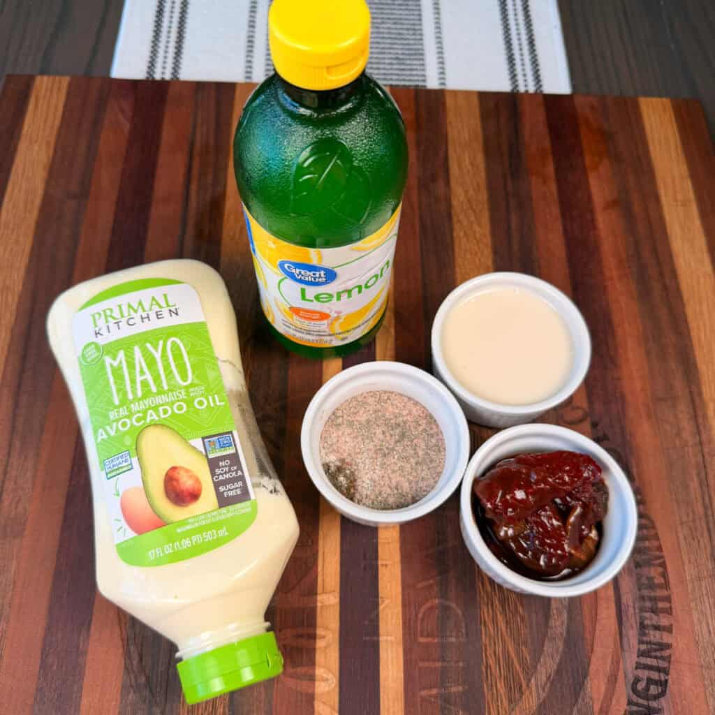 Ingredients for Chipotle Ranch