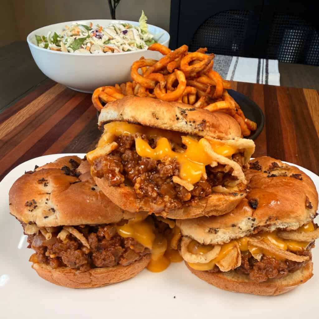 Beef and Cheddar Sloppy Joes