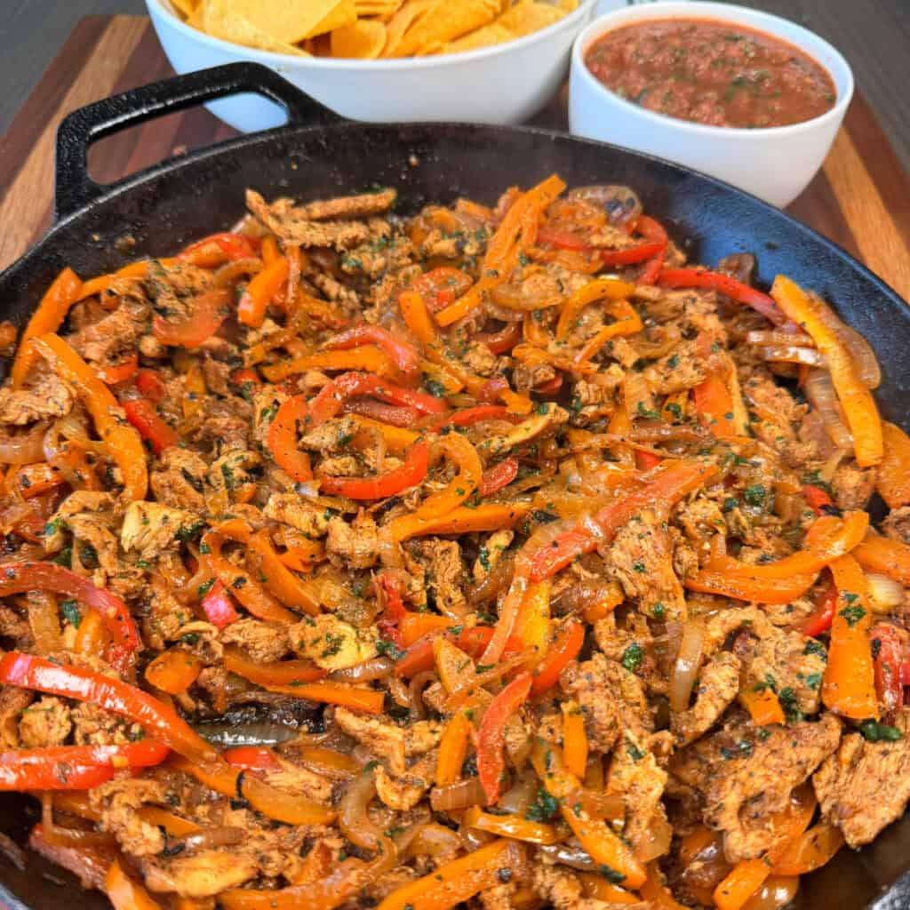 One Pan Chicken Fajitas