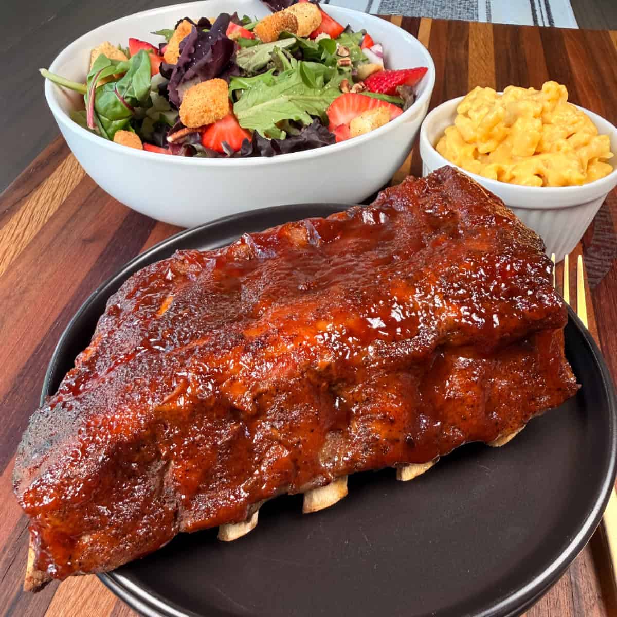 Crockpot Baby Back Ribs with salad and macaroni and cheese